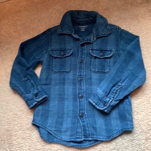 Baby Gap size 5 years super soft denim button down boys long sleeve shirt